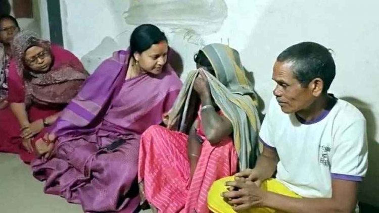 सड़क किनारे अधजली हालत में मिली नाबालिग छात्रा ने रास्ते में तोड़ा दम, किश्त नहीं पटाने पर बॉयफ्रेंड ने छीना मोबाइल, प्रेमी से पूछताछ जारी