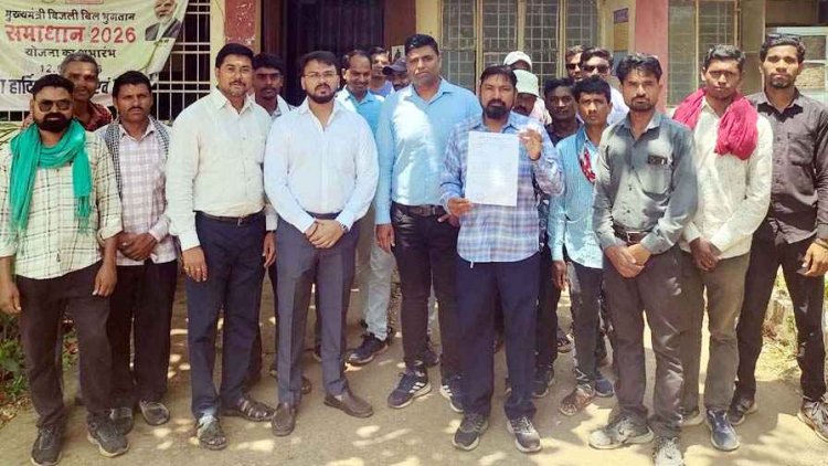 आधी रात तक बिजली गुल के बाद गांव में विद्युत् कर्मचारियों पर ग्रामीणों का हमला, गाली-गलौज कर जमकर मारपीट का आरोप, सुरक्षा पर उठ रहे सवाल