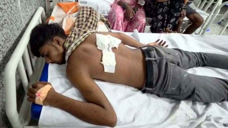 छत्तीसगढ़ में फिर फिर चाकूबाजी, आधा दर्जन नाबालिग लड़कों ने खेला खूनी खेल, युवक पर धारदार हथियारों से वार, जांच में जुटी पुलिस, कानून-व्यवस्था पर सवाल