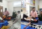 भीषण सड़क हादसा, स्वागत द्वार के पिलर से टकराई तेज रफ्तार कैंपर, ट्रांसपोर्टर समेत 2 की मौके पर मौत, दो गंभीर, इलाज जारी, वाहन के उड़े परखच्चे, पसरा मातम