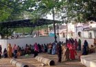 बिजली सब स्टेशन के लिए बिना सहमति भूमि अधिग्रहण का आरोप, हिरासत में कई महिलाएं!, सरपंच समेत कई ग्रामीण गिरफ्तार, जेल परिसर में विरोध प्रदर्शन