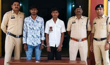 भखारा में चाकू की नोंक पर लूट करने वाले गैंग का पर्दाफाश, धमतरी पुलिस की बड़ी कार्रवाई, एक नाबालिग समेत तीन आरोपी गिरफ्तार, लूटी गई रकम बरामद