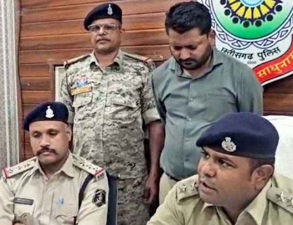 ट्रक फाइनेंस के नाम पर लाखों की ठगी, मुख्य आरोपी चोला मंडलम फाइनेंस कंपनी का ब्रांच मैनेजर संजय भास्कर तिवारी गिरफ्तार होकर पहुंचा जेल