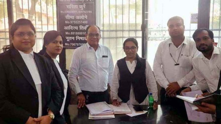 रायपुर में काला कोट पहनकर कोर्ट में घूमते मिले 40 फर्जी वकील, अधिवक्ता संघ ने खदेड़ा बाहर!, AIR अभियान के तहत कार्रवाई, मचा हड़कंप