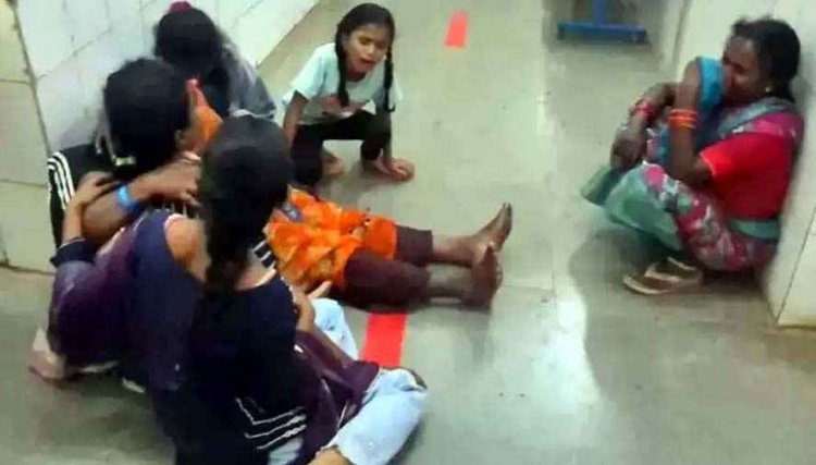  पिकअप और बाइक की आमने-सामने जोरदार टक्कर, दो युवक गंभीर, घायलों को लेने ढाई घंटे बाद पहुंची 108 एंबुलेंस, मौत के बाद परिजनों ने किया हंगामा