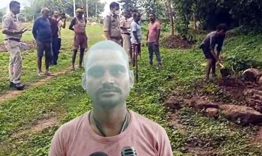 मासूम की संदिग्ध मौत, परिजनों ने करंट लगने से मृत्यु का किया दावा, दोषियों के खिलाफ कार्रवाई की मांग, 40 दिन बाद पुलिस ने कब्र से निकाला शव