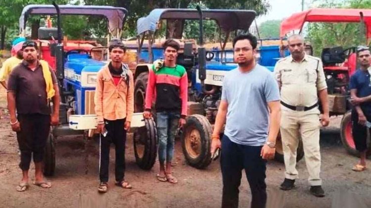 रेत माफियाओं पर प्रशासन 'सख्त, राजस्व और खनिज विभाग का धमतरी में बड़ा एक्शन, 8 ट्रैक्टर जब्त, कोलियारी मार्ग पर अवैध परिवहन का भंडाफोड़, मचा हड़कंप