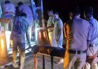 आधी रात भीषण सड़क हादसा: पिकअप और ट्रक की जोरदार टक्कर, चीख पुकार, 3 मजदूरों की दर्दनाक मौत, 7 की हालत नाजुक, परिजनों में पसरा मातम