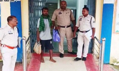हरेली के दिन शराब के लिए पैसे न देने से इंकार करना पड़ा भारी, बुजुर्ग मां को उतारा मौत के घाट, बेटे ने बांस के डंडे से किया हमला, आरोपी बेटा रोहित गिरफ्तार