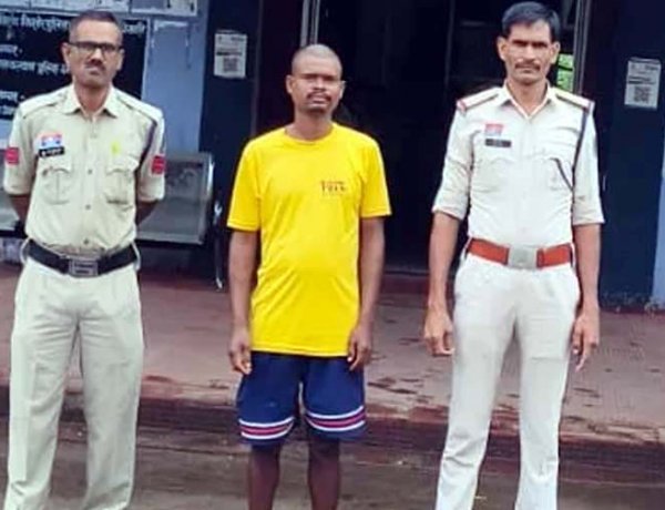 गणेश विसर्जन में DJ बंद कराने पहुंची पुलिस से गाली-गलौज: शासकीय कार्य में बाधा का आरोप, आरोपी सुनील गिरफ्तार, डीजे संचालक पर भी कार्रवाई