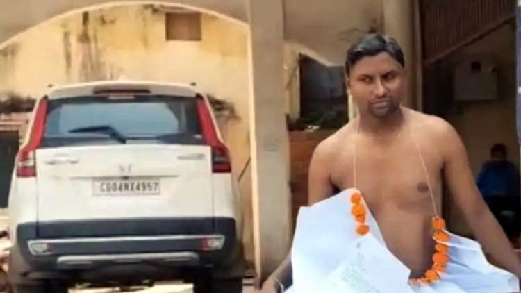 विजय सोना ने जोन कमिश्नर पर तानाशाही का लगाया आरोप, कलेक्टर को सौंपा ज्ञापन, डेढ़ साल में 20 बार आवेदन से भी नहीं बनी बात, अर्ध-नग्न अनशन