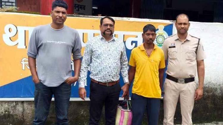 पत्नी-भाभी को शराब पिलाने से नाराज युवक ने महिला को पत्थर से सिर कुचलकर उतारा मौत के घाट, डॉग स्क्वॉड के बाघा ने दिया सुराग, आरोपी सहस राम गिरफ्तार