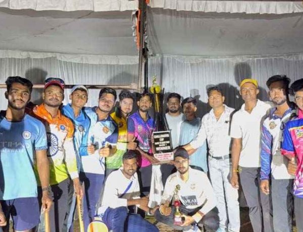 चैलेंजर कप का रोमांचक मुकाबला, आरंग ने नगरी को 1 रन से हराकर जीता खिताब, विजेता को 40 हजार व ट्रॉफी, उपविजेता 20000 और कप से सम्मानित